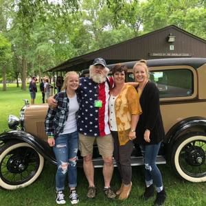 Meet your Posher, Laura